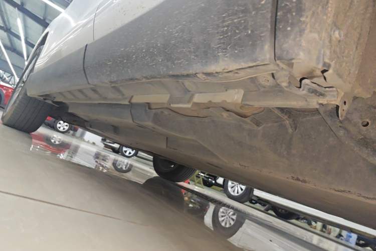 Used Toyota Harrier 2022 2.0L CVT Two-Wheel Drive Deluxe Edition Left Side Sill