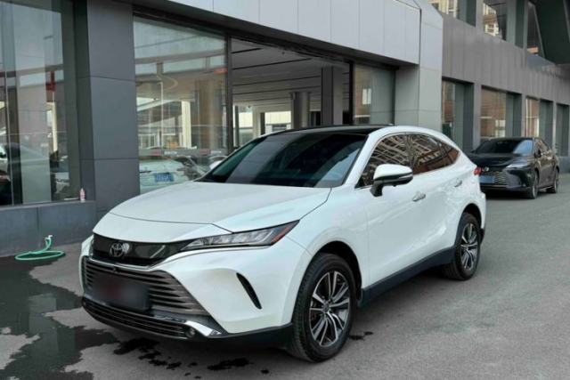Used Toyota Harrier 2022 2.0L CVT Two-Wheel Drive Luxury Edition