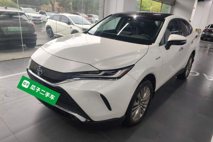 Used Toyota Harrier 2022 Dual-Engine 2.5L CVT Four-Wheel Drive Luxury Edition Guazi used car, China used car export, Used car for sale, Used cars, Cheapest cars for sale