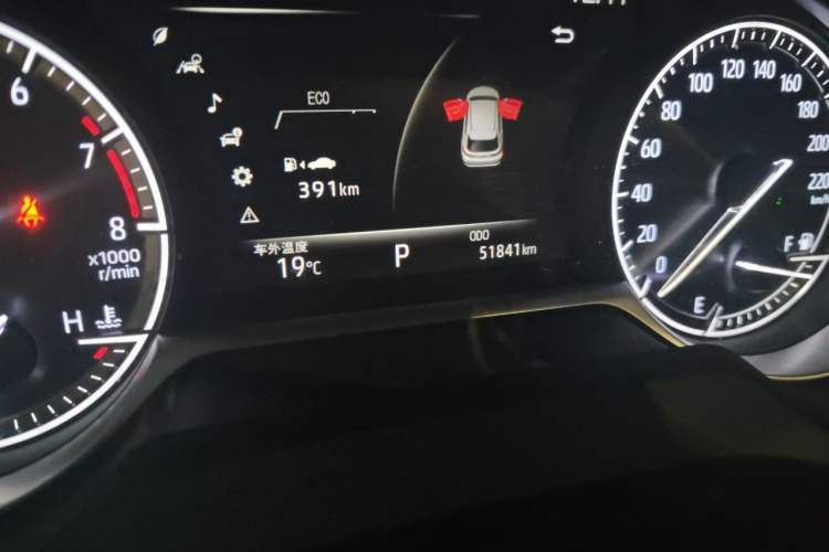 Used Toyota Harrier 2022 2.0L CVT Two-Wheel Drive Deluxe Edition Odometer Close Up