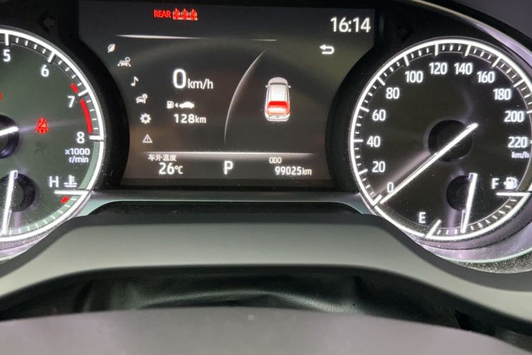 Used Toyota Harrier 2022 2.0L CVT Two-Wheel Drive Deluxe Edition Odometer Close Up