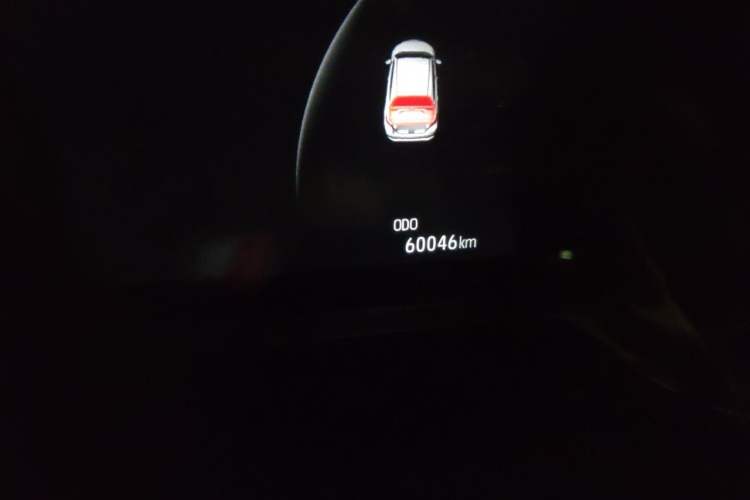 Used Toyota Harrier 2022 2.0L CVT Two-Wheel Drive Deluxe Edition Odometer Close Up