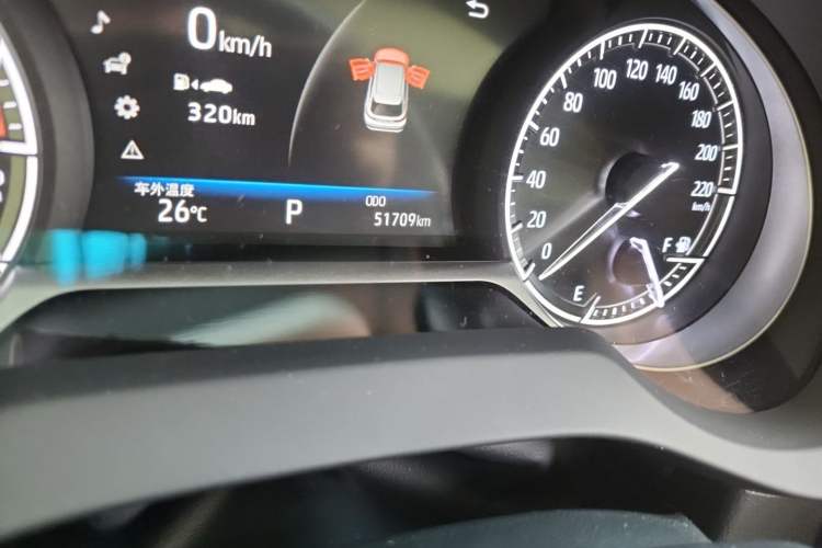 Used Toyota Harrier 2022 2.0L CVT Two-Wheel Drive Deluxe Edition Odometer Close Up