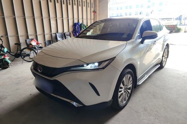 Toyota Harrier 2022 2.0L CVT Two-Wheel Drive Luxury Edition usado