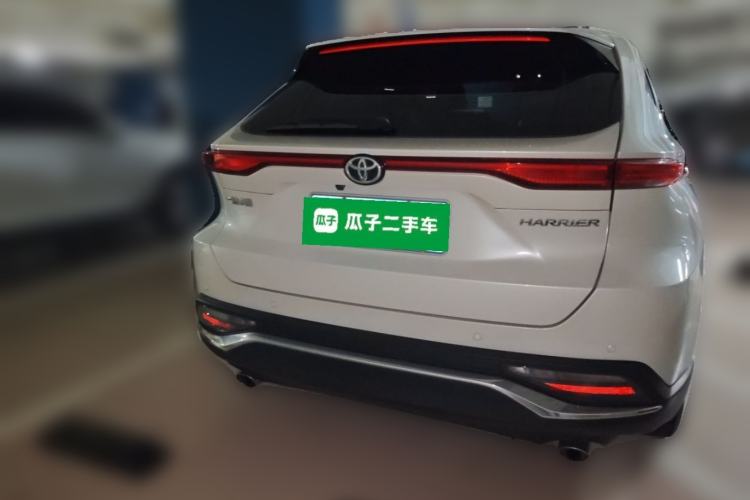 Used Toyota Harrier 2022 2.0L CVT Two-Wheel Drive Deluxe Edition Rear