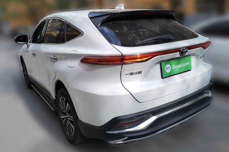 Used Toyota Harrier 2022 2.0L CVT Two-Wheel Drive Luxury Edition Rear Left 45 Deg