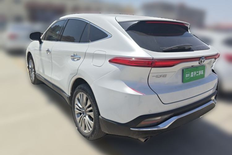 Used Toyota Harrier 2022 2.0L CVT Two-Wheel Drive Deluxe Edition Rear Left 45 Deg