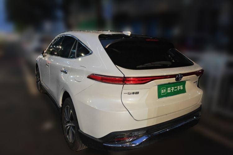 Used Toyota Harrier 2022 2.0L CVT Two-Wheel Drive Luxury Edition Rear Left 45 Deg