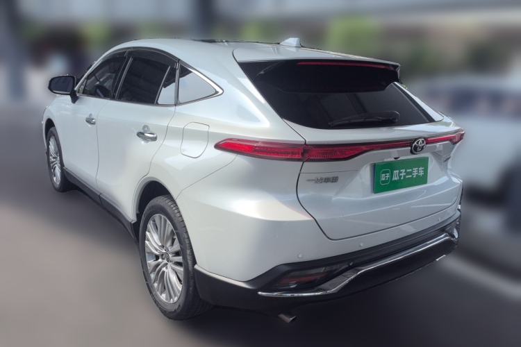 Used Toyota Harrier 2022 2.0L CVT Two-Wheel Drive Deluxe Edition Rear Left 45 Deg