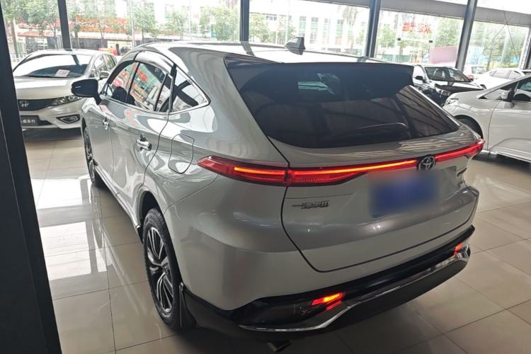 Used Toyota Harrier 2022 2.0L CVT Two-Wheel Drive Entry Version Rear Left 45 Deg