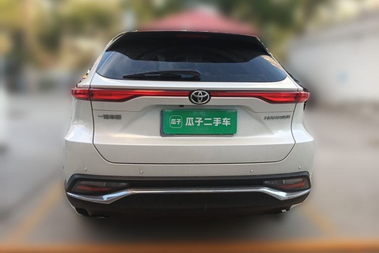 Used Toyota Harrier 2022 2.0L CVT Two-Wheel Drive Luxury Edition Rear