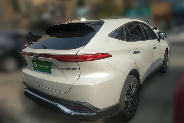 Used Toyota Harrier 2022 2.0L CVT Two-Wheel Drive Luxury Edition Rear Right 45 Deg