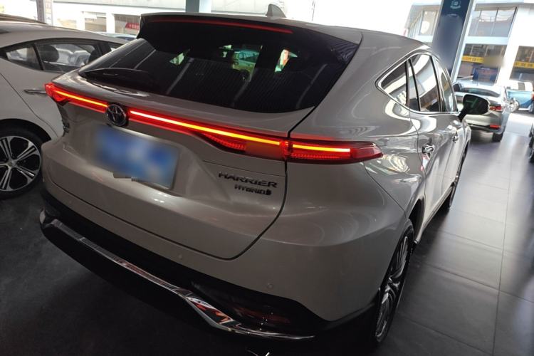Used Toyota Harrier 2022 Dual-Engine 2.5L CVT Four-Wheel Drive Flagship Edition Rear Right 45 Deg
