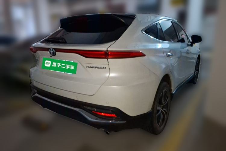 Used Toyota Harrier 2022 2.0L CVT Two-Wheel Drive Luxury Edition Rear Right 45 Deg