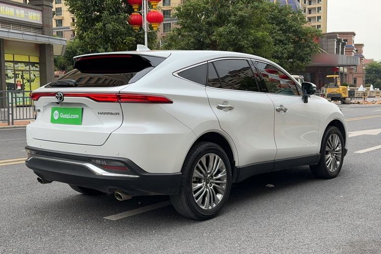 Used Toyota Harrier 2022 2.0L CVT Two-Wheel Drive Deluxe Edition Rear Right 45 Deg