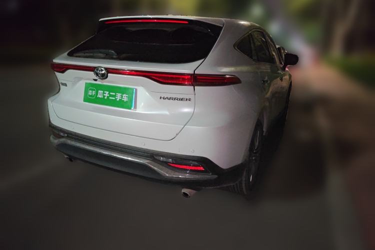 Used Toyota Harrier 2022 2.0L CVT Two-Wheel Drive Deluxe Edition Rear Right 45 Deg