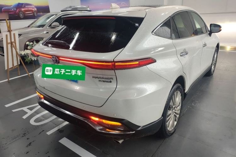 Used Toyota Harrier 2022 Dual-Engine 2.5L CVT Four-Wheel Drive Luxury Edition Rear Right 45 Deg