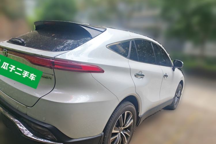 Used Toyota Harrier 2022 2.0L CVT Two-Wheel Drive Luxury Edition Rear Right 45 Deg