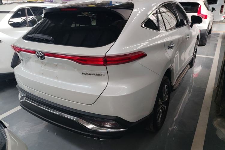Used Toyota Harrier 2022 2.0L CVT Two-Wheel Drive Deluxe Edition Rear Right 45 Deg