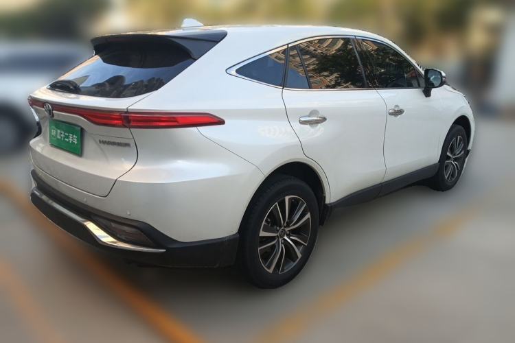 Used Toyota Harrier 2022 2.0L CVT Two-Wheel Drive Luxury Edition Rear Right 45 Deg