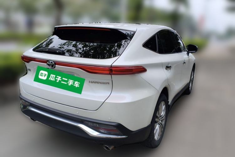 Used Toyota Harrier 2022 2.0L CVT Two-Wheel Drive Deluxe Edition Rear Right 45 Deg