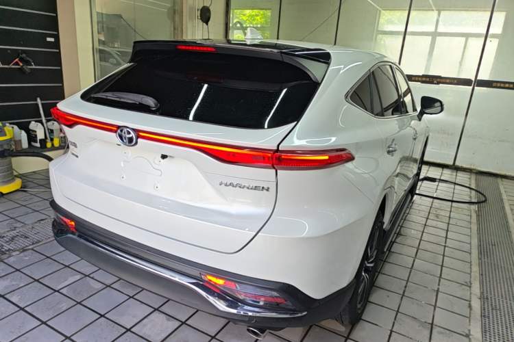 Used Toyota Harrier 2022 2.0L CVT Two-Wheel Drive Entry Version Rear Right 45 Deg