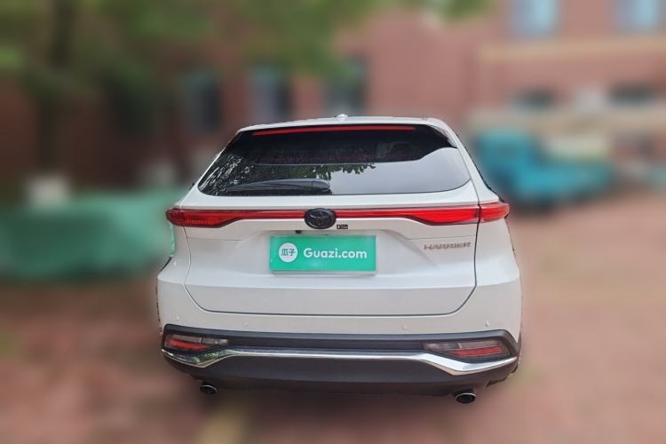 Used Toyota Harrier 2022 2.0L CVT Two-Wheel Drive Deluxe Edition Rear