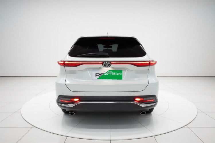 Used Toyota Harrier 2022 2.0L CVT Two-Wheel Drive Luxury Edition Rear