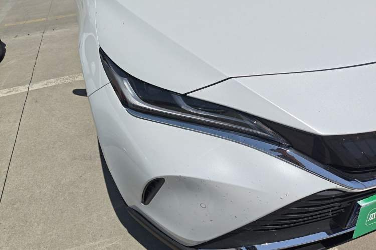 Used Toyota Harrier 2022 2.0L CVT Two-Wheel Drive Deluxe Edition Right Front Headlight