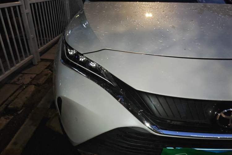 Used Toyota Harrier 2022 2.0L CVT Two-Wheel Drive Luxury Edition Right Front Headlight