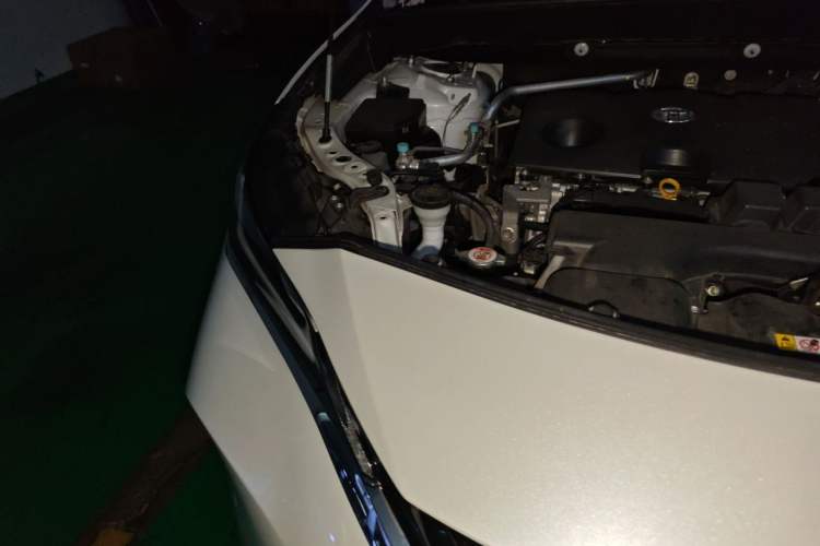 Used Toyota Harrier 2022 2.0L CVT Two-Wheel Drive Deluxe Edition Right Front Headlight