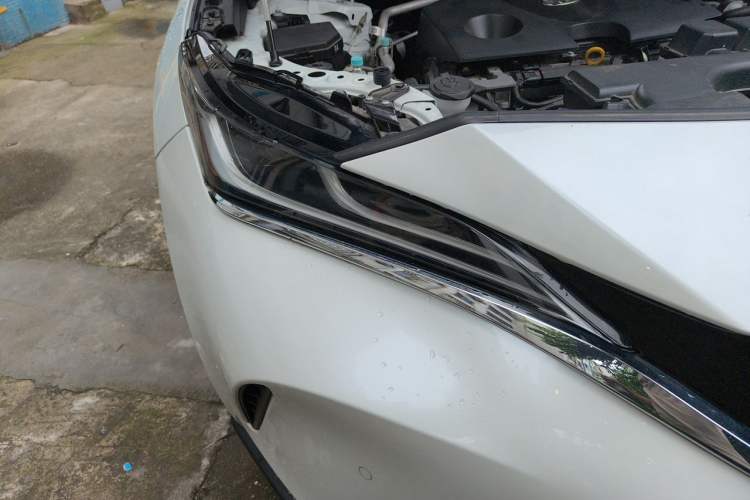 Used Toyota Harrier 2022 2.0L CVT Two-Wheel Drive Deluxe Edition Right Front Headlight