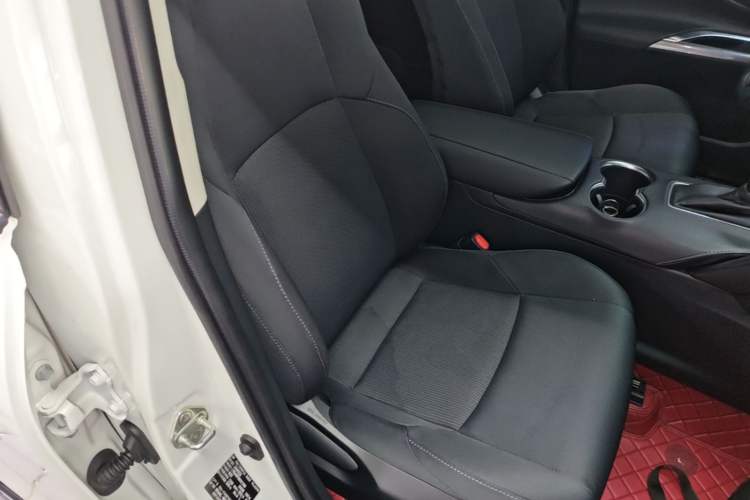 Used Toyota Harrier 2022 2.0L CVT Two-Wheel Drive Entry Version Right Front Seat