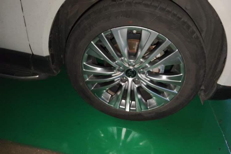 Used Toyota Harrier 2022 2.0L CVT Two-Wheel Drive Deluxe Edition Right Front Wheel Hub