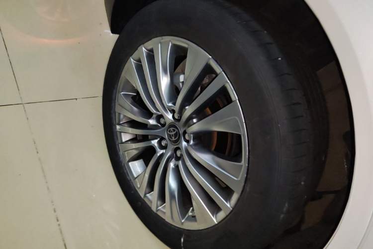 Used Toyota Harrier 2022 2.0L CVT Two-Wheel Drive Deluxe Edition Right Rear Wheel Hub