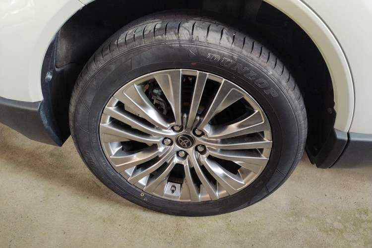 Used Toyota Harrier 2022 2.0L CVT Two-Wheel Drive Deluxe Edition Right Rear Wheel Hub