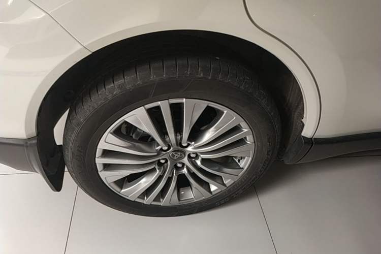 Used Toyota Harrier 2022 2.0L CVT Two-Wheel Drive Deluxe Edition Right Rear Wheel Hub