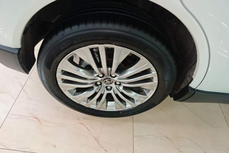 Used Toyota Harrier 2022 2.0L CVT Two-Wheel Drive Deluxe Edition Right Rear Wheel Hub