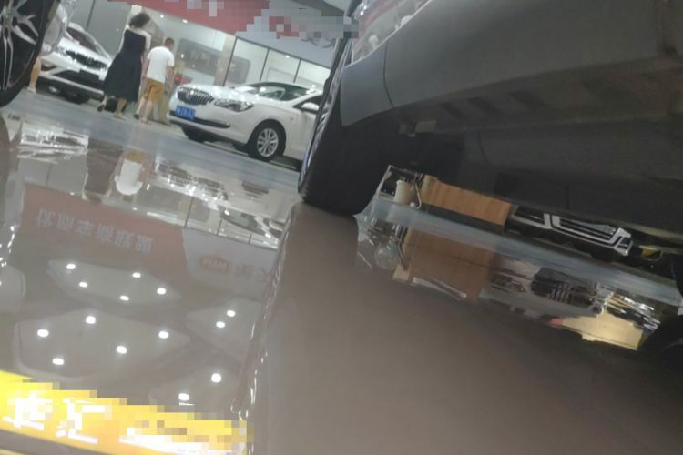 Used Toyota Harrier 2022 2.0L CVT Two-Wheel Drive Deluxe Edition Right Side Sill