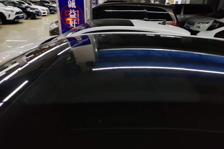 Used Toyota Harrier 2022 2.0L CVT Two-Wheel Drive Deluxe Edition Roof
