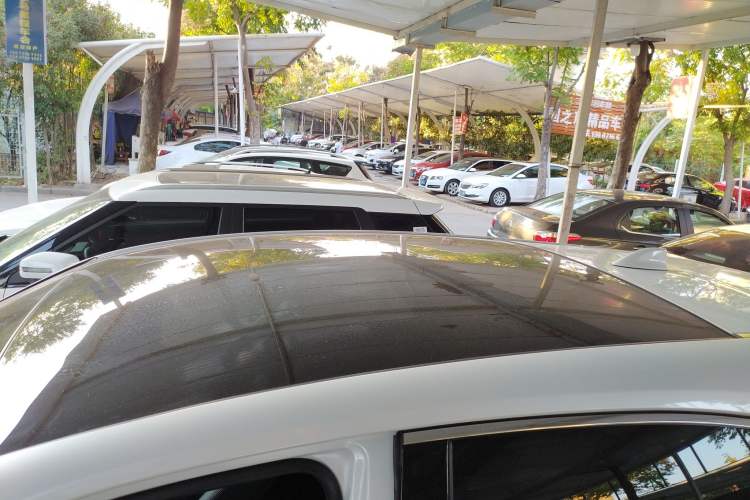Used Toyota Harrier 2022 2.0L CVT Two-Wheel Drive Deluxe Edition Roof