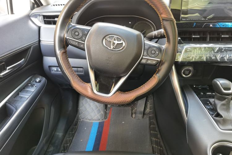Used Toyota Harrier 2022 2.0L CVT Two-Wheel Drive Luxury Edition Steering Wheel