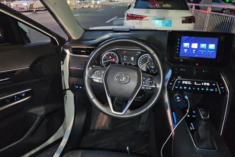 Used Toyota Harrier 2022 2.0L CVT Two-Wheel Drive Luxury Edition Steering Wheel