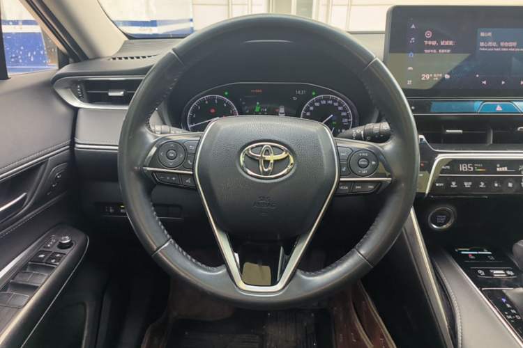 Used Toyota Harrier 2022 2.0L CVT Two-Wheel Drive Deluxe Edition Steering Wheel