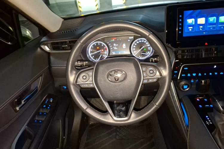 Used Toyota Harrier 2022 2.0L CVT Two-Wheel Drive Luxury Edition Steering Wheel