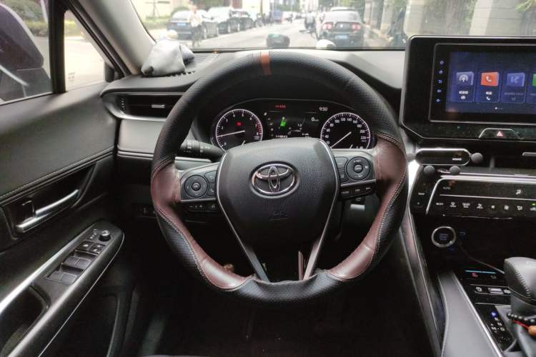 Used Toyota Harrier 2022 2.0L CVT Two-Wheel Drive Luxury Edition Steering Wheel