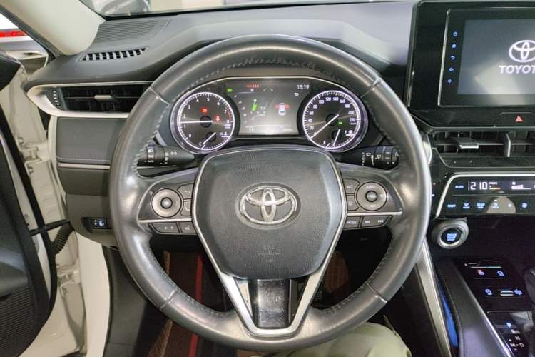 Used Toyota Harrier 2022 2.0L CVT Two-Wheel Drive Luxury Edition Steering Wheel