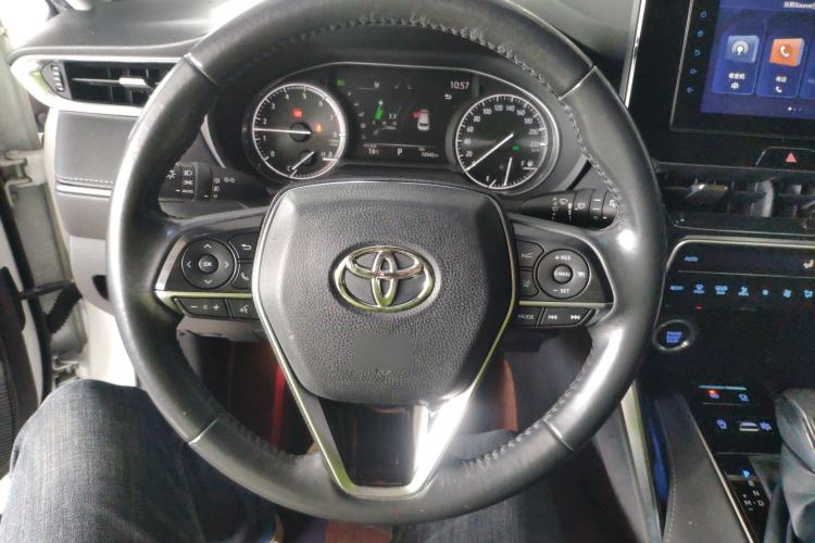Used Toyota Harrier 2022 2.0L CVT Two-Wheel Drive Luxury Edition Steering Wheel