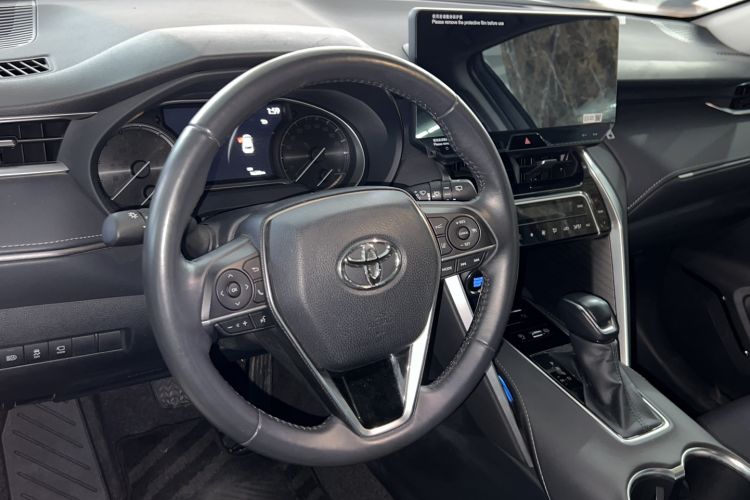 Used Toyota Harrier 2022 2.0L CVT Two-Wheel Drive Deluxe Edition Steering Wheel