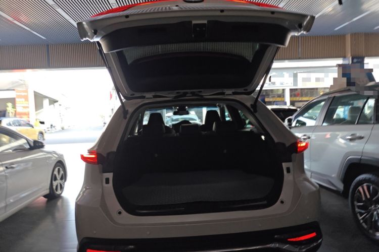 Used Toyota Harrier 2022 Dual-Engine 2.5L CVT Four-Wheel Drive Flagship Edition Trunk